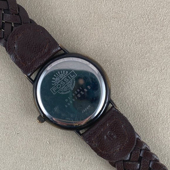 Vintage FOSSIL Buck Deer with Antlers and 5 Legs Leather Dial - Picture 7 of 9